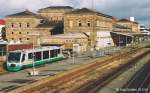 Die Regionalzge ins Vogtland fahren in Hof Hbf hufig auf dem Stumpfgleis 1b ab. VT 50 hatte am 30.8.04 Plauen als Ziel.
