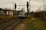 Aus Dalheim kommend fährt hier der VT 6.013 der RTB in den Rheydt Hbf ein, er ist als RB 39 nach Mönchengladbach Hbf unterwegs. 21.12.2014