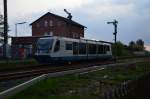 Aus Dalheim kommend ist der RTB VT 6.009 beim Verlassen des Bahnhofs Rheindahlen als RB 34 in Richtung Rheydt unterwegs. 25.4.2015