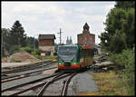 GW Train VT 654045-3 steht hier am 27.6.2021 um 12-52 Uhr am Bahnsteig in Tepla.