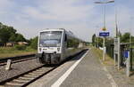 Ein TW der Baureihe 564 , Regiosprinter der MRB auf dem Wege von Döbeln nach Leipzig Hbf. 
Zwischenhalt in Großbothen. 21.05.2023  10:30 Uhr.