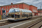 670 004 ist als Zubringer zum Wörlitzer Park hier im Bhf.