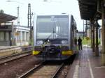 Burgenlandbahn 672 916-4  Burgenlandkreis  am Bahnsteig 4 in Naumburg (Saale) Hbf; 08.09.2007 