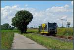 Nach kurzem Aufenthalt verlässt 672 902 als RB 34915 die mehr als 1000 Jahre alte Stadt Schafstädt wieder Richtung Merseburg.
