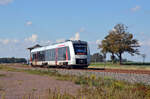 1648 424 war am 30.09.22 unterwegs von Aschersleben nach Dessau. Hier passiert der Triebzug die ehemalige Blockstelle Edderitz. Gruß an den Tf!