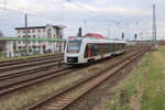 Start Mitteldeutschland 1648 454 als RE 74839 von Magdeburg Hbf nach Erfurt Hbf, am 31.03.2025 in Erfurt Ost.