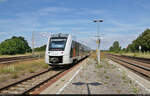 Nachschuss auf 1648 913-9 (Alstom Coradia LINT 41), der den Bahnhof Baalberge auf Gleis 3 verlässt.