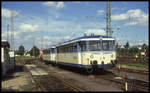 Schienenbus VT 201 und VT 208 der Dürener Kreis Bahn am 28.8.1994 im Bahnhof Düren.