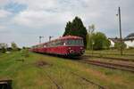 Oberhessiche Eisenbahnfreunde Schienenbus VT98 am 24.04.22 in Beienheim in der Wetterau