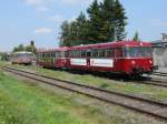 3 Schienenbusse zwei noch in Betrieb im Besitz der Mainschleifenbahn! Aufgenommen im Bahnhof Prosselsheim, 18.08.2009