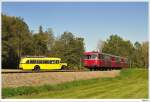 DB-Schienenbus VT798 der Passauer Eisenbahnfreunde auf der GEG-Museumsstrecke in Richtung Timelkam.