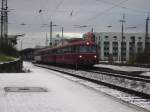 VT98 der Pfalzbahn mit Sonderzug am 18.12.05 in Worms .