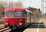 Nachschuss auf VT 796 739 bei der Durchfahrt des Bahnhofs Hochstadt Marktzeuln am 26.03.2012.