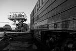 Drei legend�re Silhouetten der Deutschen Reichsbahn - VT 18.16  Bauart G�rlitz  - eine Reko BR 50, 50 3628 und eine Lok der DR Baureihe 130 - Chemnitz-Hilbersdorf, 12.03.2022 