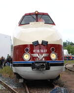Das Gesicht, kann es sein das er l�chelt ? Dank an alle, die mit halfen  das der    Karlex,  der  Vindebona  oder die  Carola   der  Sassnitz Express , sp�ter die    Sorbenschleuder  nun wieder rollt.