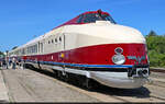 Formatf�llende Variante des wieder fahrt�chtigen Exemplars des SVT  G�rlitz  mit Endwagen VT 18.16.07 b (B4� | 95 80 0975 313-3) im Vordergrund.
Fotografiert beim Tag der offenen T�r der Verkehrs Industrie Systeme GmbH (VIS) in Halberstadt.

🧰 SVT G�rlitz gGmbH
🕓 21.6.2025 | 12:16 Uhr