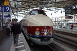 Am Bahnsteig 10 hat  SVT G�rlitz eine kurze Pause. 09.15 Bhnsteig 9, 09.21 Uhr wir der TW seine Reise nach K�ln fortsetzen. 01.10.26.
