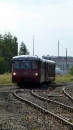 Leichtverbrennungstriebwagen LVT 772 141 der Oberweissbacher Berg und Schwarzatalbahn in Gera. 29.09.12