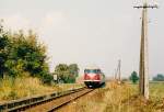 1½ Jahre nach Einstellung des Personenverkehrs war der Bahnsteig in Dorfgütingen noch gut erhalten.