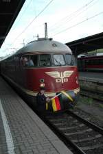 VT 08.5  Weltmeisterzug 1954  vor Mrklin-Sonderfahrt nach Nrnberg auf Hbf Wrzburg; 28.05.2006