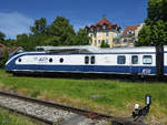 Der Triebwagenkopf der DB-Baureihe VT 11.5 TEE  Blue Star Train  Anfang Juni 2019 auf dem Gelände der Bahnparkes in Augsburg.