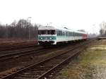 Eine bunte BR624-Triebwagen bestehende aus 624 625-0, 924 425-0 und 624 622-7 mit RB 4816 Wilhelmshaven-Osnabrck bei Bramsche am 25-03-2000.