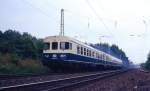 Mit starker Rauchfahne dieselt 624674 am 9.7.1987 um 14.55 Uhr auf der Fahrt nach Münster durch Osnabrück Hörne. Der VT passiert hier gerade das Gleisdreieck der Strecke Münster - Osnabrück und der von rechts einmündenden Strecke aus Bielefeld - genannt  Haller Willem !