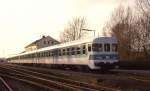 624671 als Zug 7087 nach Münster am 9.2.1990 um 15.55 Uhr im Bahnhof Ochtrup.