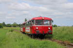 798 309-0 und 789 308-2 der Angelner Dampfeisenbahn sind auf dem Weg von Süderbrarup nach Kappeln.