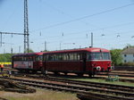 Pfalzbahn 798 818 und Beiwagen am 07.05.16 in Darmstadt Kranichstein 