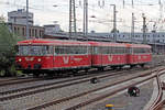 EVB mit 796 826-5,998 915-2 und 996 777-8 fährt in den Bremer Hbf.