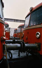 Das Bw Heidelberg zählte schon 1984 zu den  lost places , da ihm das Dach fehlte und es wie eine Ruine wirkte. Am 03.11.1984 waren dort einige Uerdinger Schienenbusse  gelagert . 