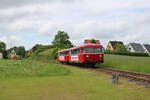 798 309-0 und 789 308-2 der Angelner Dampfeisenbahn sind auf dem Weg von Süderbrarup nach Kappeln.