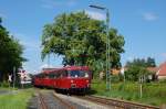 798 706; 998 034; 798 776 am 30.05.2009 bei der Einfahrt in den Bahnhof Hirschau (Strecke Amberg-Schnaittenbach) Anmerkung: nach diesem Bild verabschiedete sich bei meinem Auto das Getriebe, aber da man andere Fotografen gut kennt, kann man spontan zu denen umsteigen!
