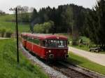 Der VT 98 der PEF als Sonderzug nach Freyung am 01.05.2013 unterwegs bei Neuhausmhle.