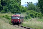 Das unverkennbare knattern des 798 hörte man schon von weitem. Nun musste er ordentlich ackern um die Steigung Richtung Neuenrade zu überwinden. 

Balve 12.06.2016