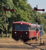 Drei Uerdinger bei der Einfahrt in den Bahnhof Simpelveld.

Simpelveld, 25. September 2016