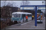 Ferkeltaxe 771010 steht abfahrbereit als RB nach Blumenberg am 24.1.1999 im Bahnhof Schönebeck.