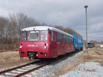 Es wird wieder zwischen Bergen/Rügen und Lauterbach Mole knattern wenn die Ferkeltaxe 772 345 zum Einsatz kommt.Am 24.März 2016 stand der LVT in Putbus.