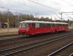 772 141-8 und 772 140-0 durchfahren am 05.04.2010 leer den Bahnhof Kassel Wilhelmshhe.