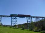 Die Erzgebirgische Aussichtsbahn (772 312-5, 972 711-0 und 171 056-5) war am 08.05.11 wieder unterwegs. Hier auf dem Markersbacherviadukt von Markersbach nach Scheibenberg. 