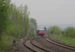 Am 01.05.2013 startete der 1. Unstrut-Schrecke-Express im Jahr 2013 von Erfurt nach Roleben. Dazu fuhr das Ferkeltaxi der Erfurter Bahnservice solo von Karsdorf ber Naumburg nach Erfurt. Hier die kommt 772 345-5 morgens aus dem Anschluss der EBS am Zementwerk gefahren. Nach kurzem Stopp im Bahnhof Karsdorf, ging es als DPE 32738 nach Erfurt Hbf.