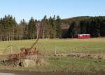 Am 30.12.13 gab es eine Abschlussfahrt mit 171 056 zwischen Schönberg/v. und Scleiz West. Hier zusehen zwischen Schleiz und Wüstendittersdorf.