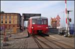 01.03.14 Die Neustrelitzer  Ferkeltaxe zu Besuch auf den Gleisen der Stralsunder Hafenbahn.