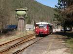 772 140 war am 20.03.15 wieder im Plandienst zwischen Rottenbach und Katzhütte eingesetzt. Hier die Ausfahrt in Sitzendorf.