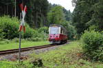 187 016 fährt kurz hinter dem Bahnhof Eisfelder Talmühle als P8972 (Nordhausen Nord - Quedlinburg) durch Beeretal.