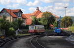 187 016, einer von vier Halberstädter Neubautriebwagen erreicht als P8902 (Eisfelder Talmühle - Wernigerode) den Bahnhof von Wernigerode.