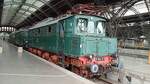 E 04 01 auf dem Museumsgleis 24 im Leipzig Hbf 