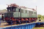 E-Lok 204 001-2 (E 04 001) auf der Drehscheibe des ex.