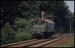 Das war einer der letzten Einsätze der E 0420: Die Lok ist hier in Osnabrück - Atter am 5.7.1989 um 16.20 Uhr nach Rheine unterwegs.